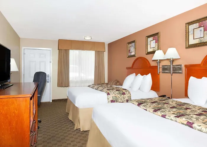 Motel Howard Johnson By Wyndham Lafayette